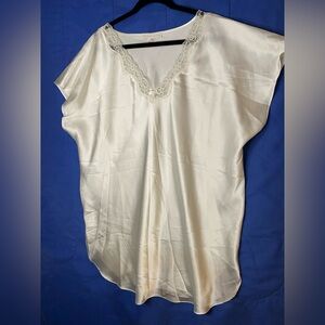 Elegant White Lace-Trimmed Women's Nightgown